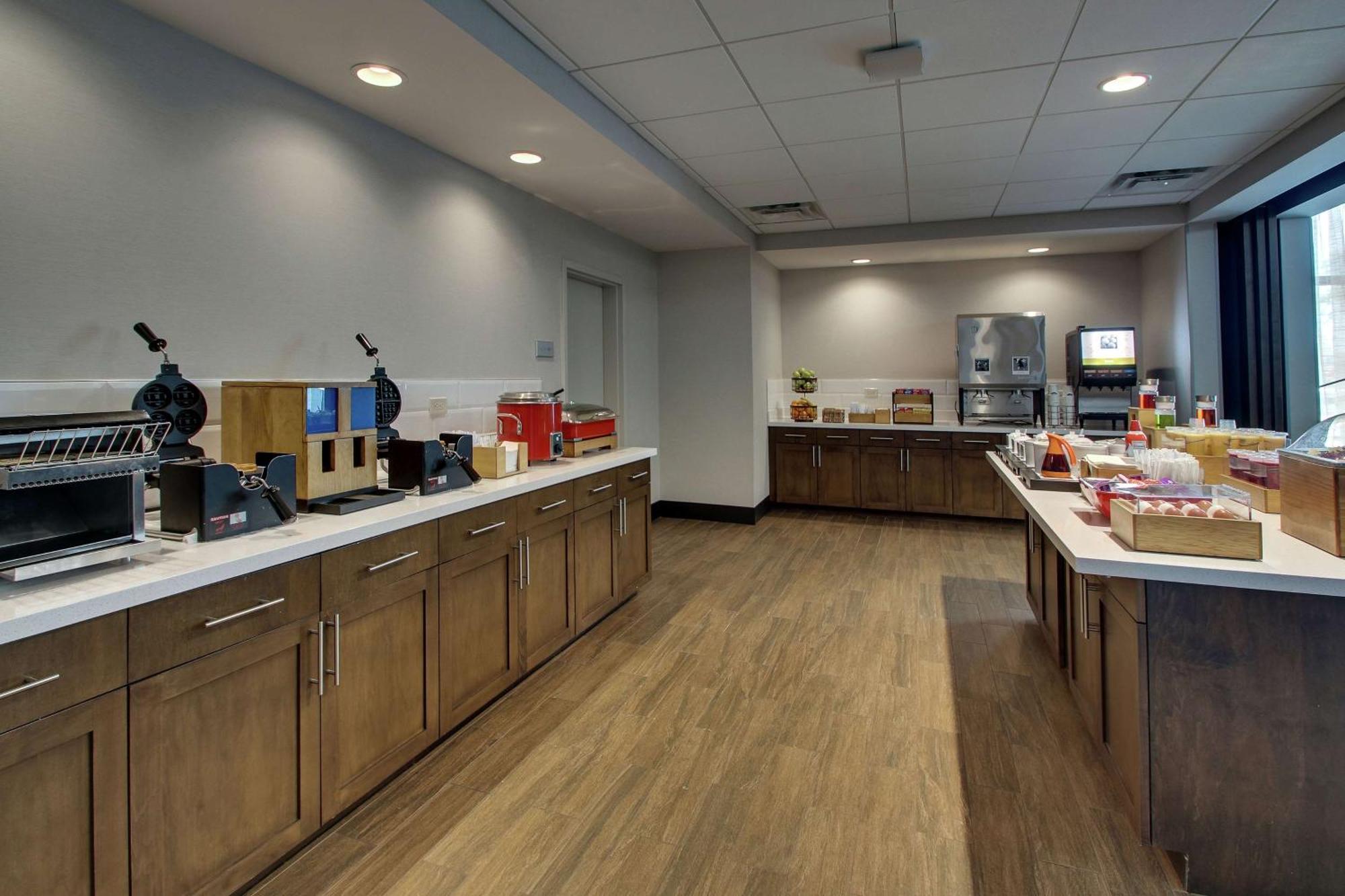 Hampton Inn & Suites By Hilton Southport Eksteriør bilde