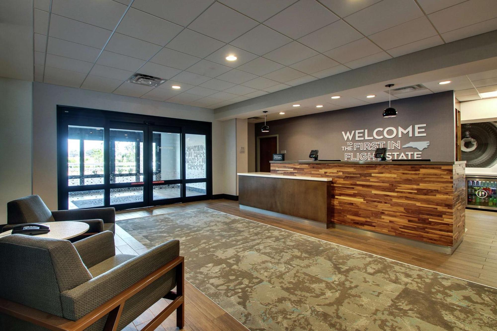 Hampton Inn & Suites By Hilton Southport Eksteriør bilde